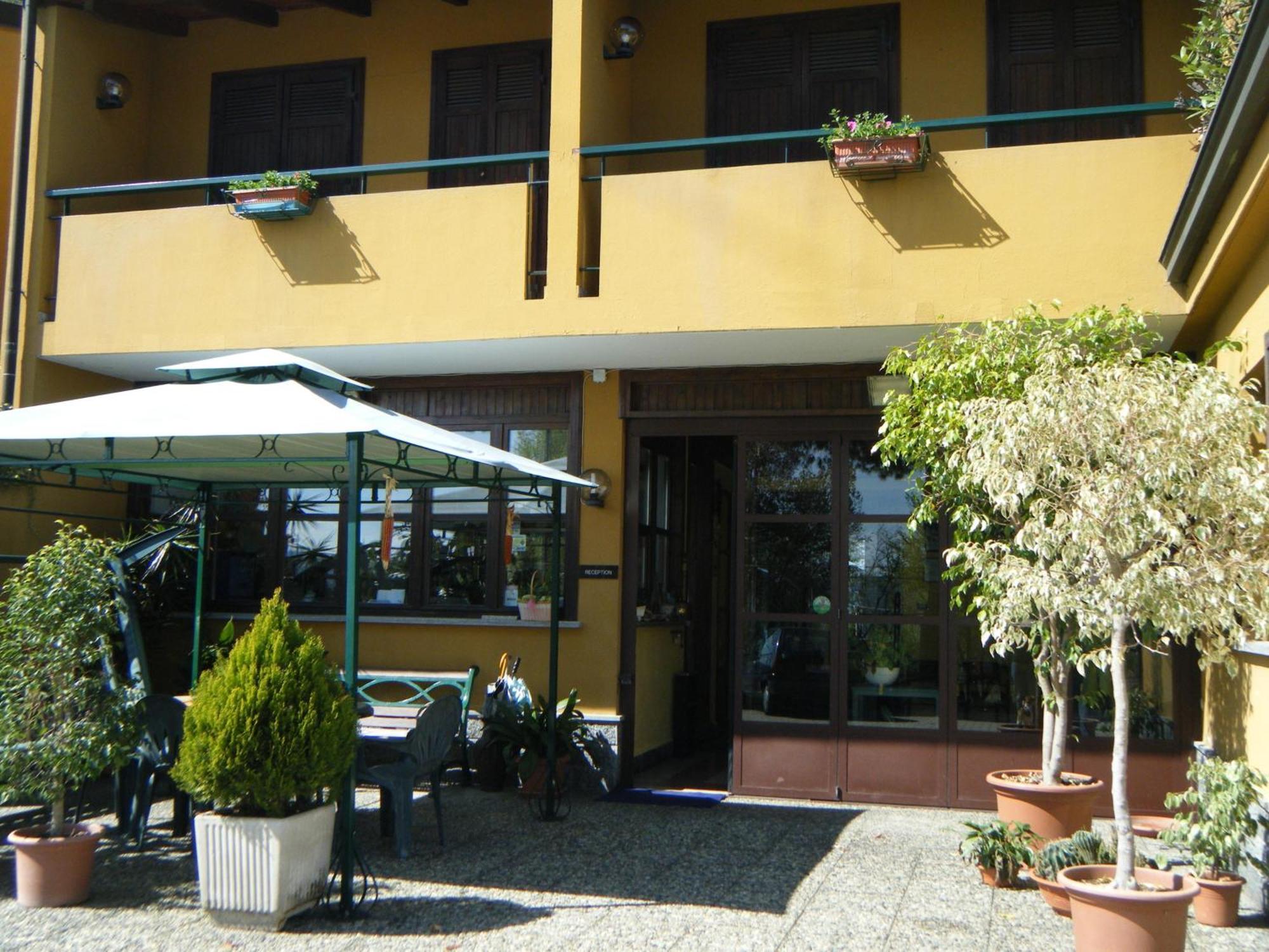 B&B Il Gufetto Viverone Bagian luar foto